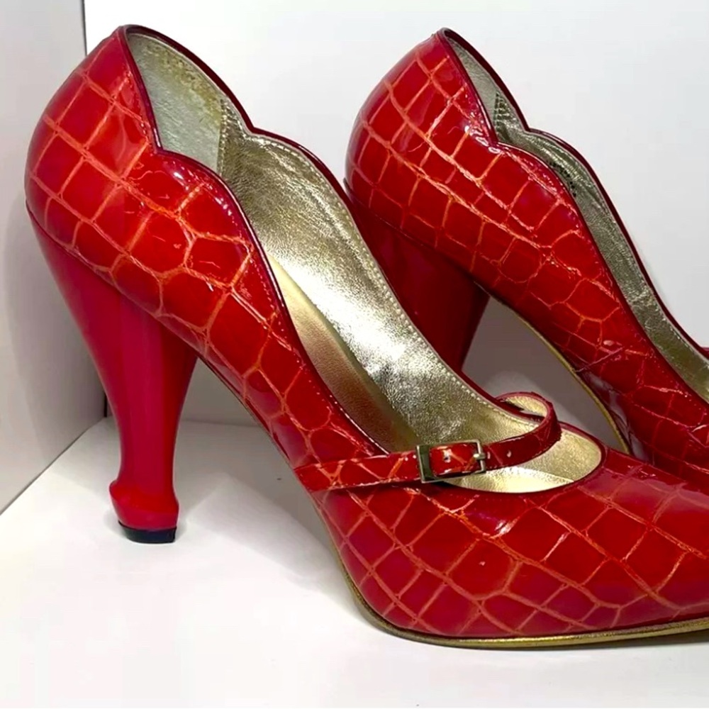 John Fluevog BODY PARTS PUMP Beautiful Red with Red Heel Women US11 😍👠👠👠